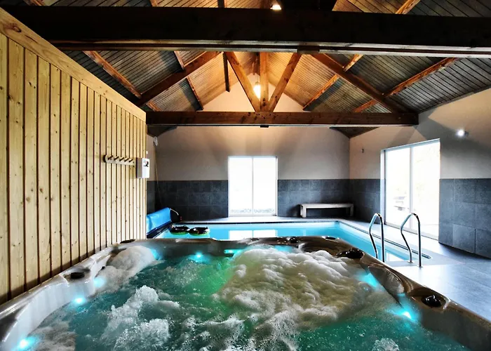 Durbuy Luxe With Pool *